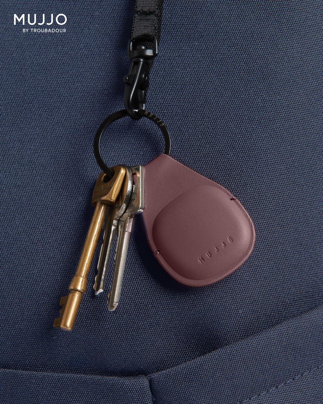 Amazon.com: Mujjo Leather Keychain Cover - Compatible with AirTags